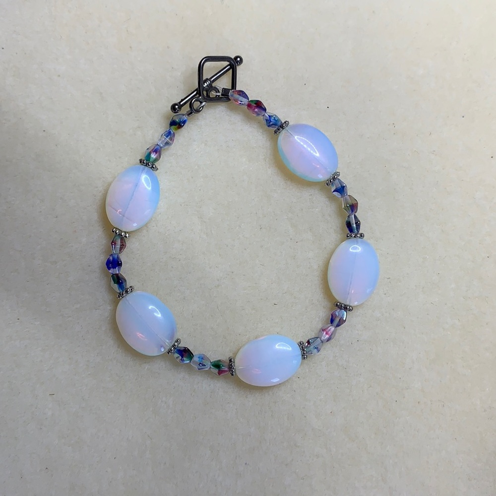 20111 Multi-colored moonstone bracelet. L/XL